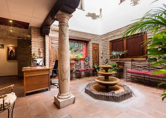 Arte Vida Suites & Spa